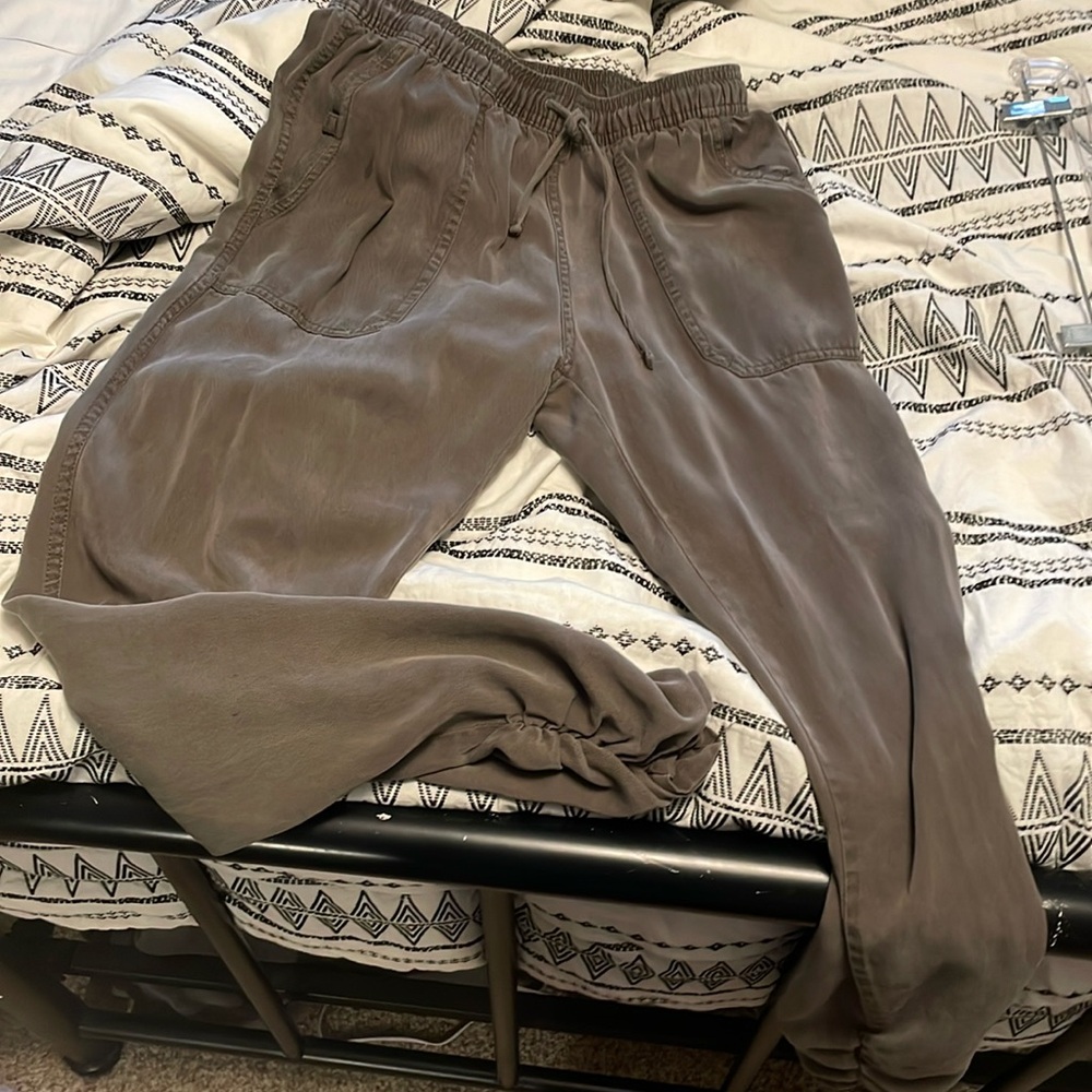 Women’s green jogger Pants